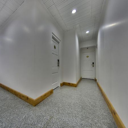 Hotel Metropolis Srīnagar 外观 照片