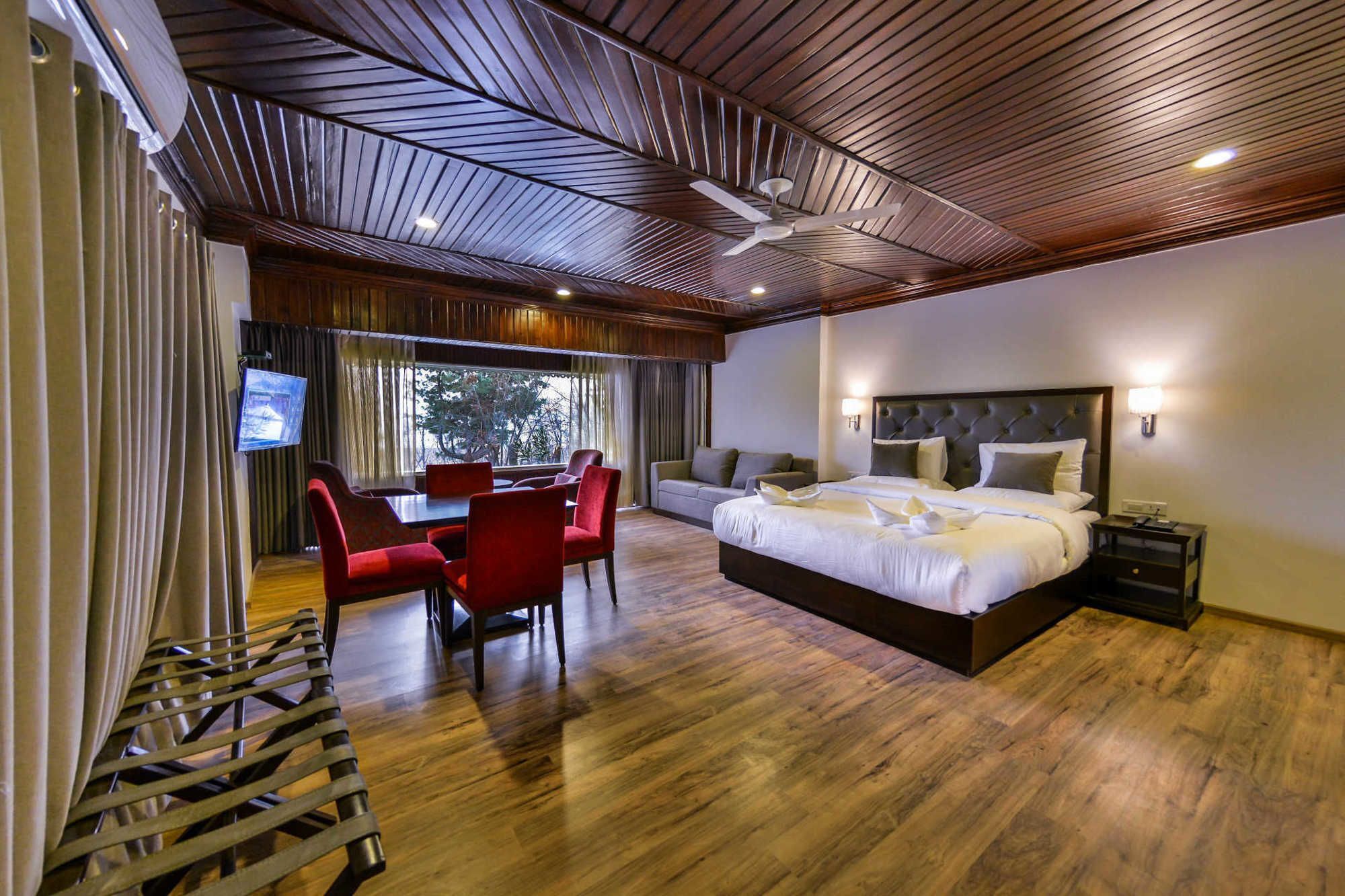 Hotel Metropolis Srīnagar 外观 照片