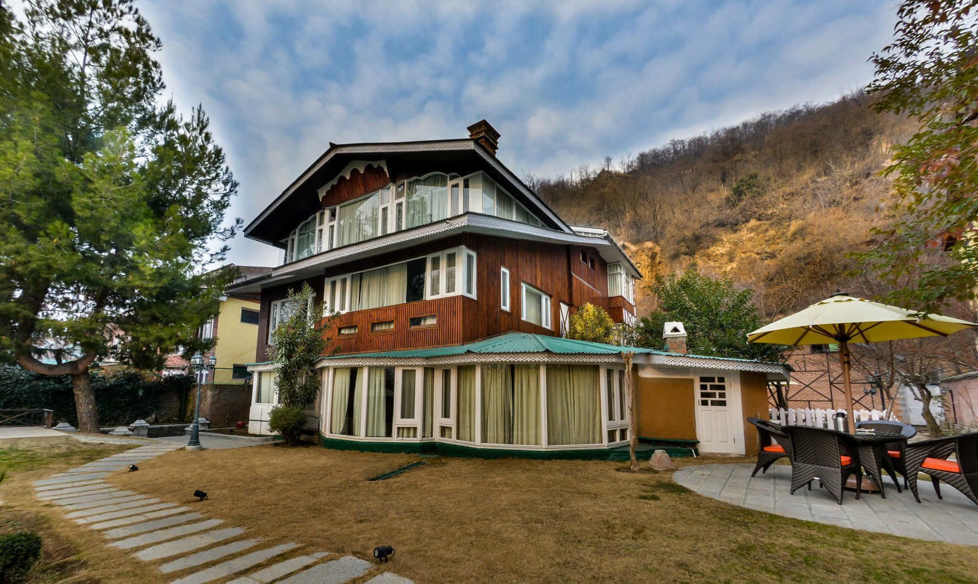 Hotel Metropolis Srīnagar 外观 照片